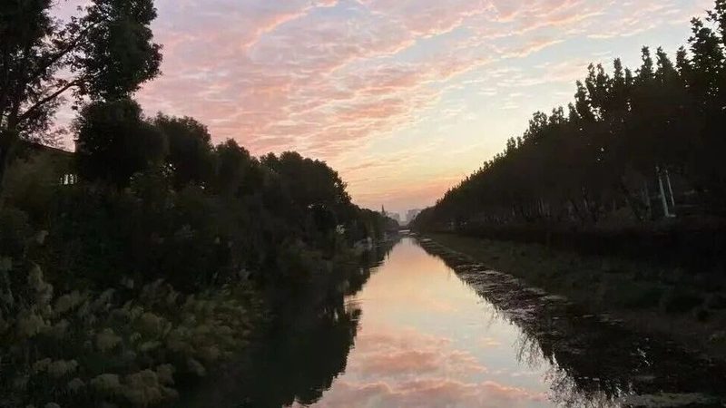 公司注销后，银行账户的销户流程如下：